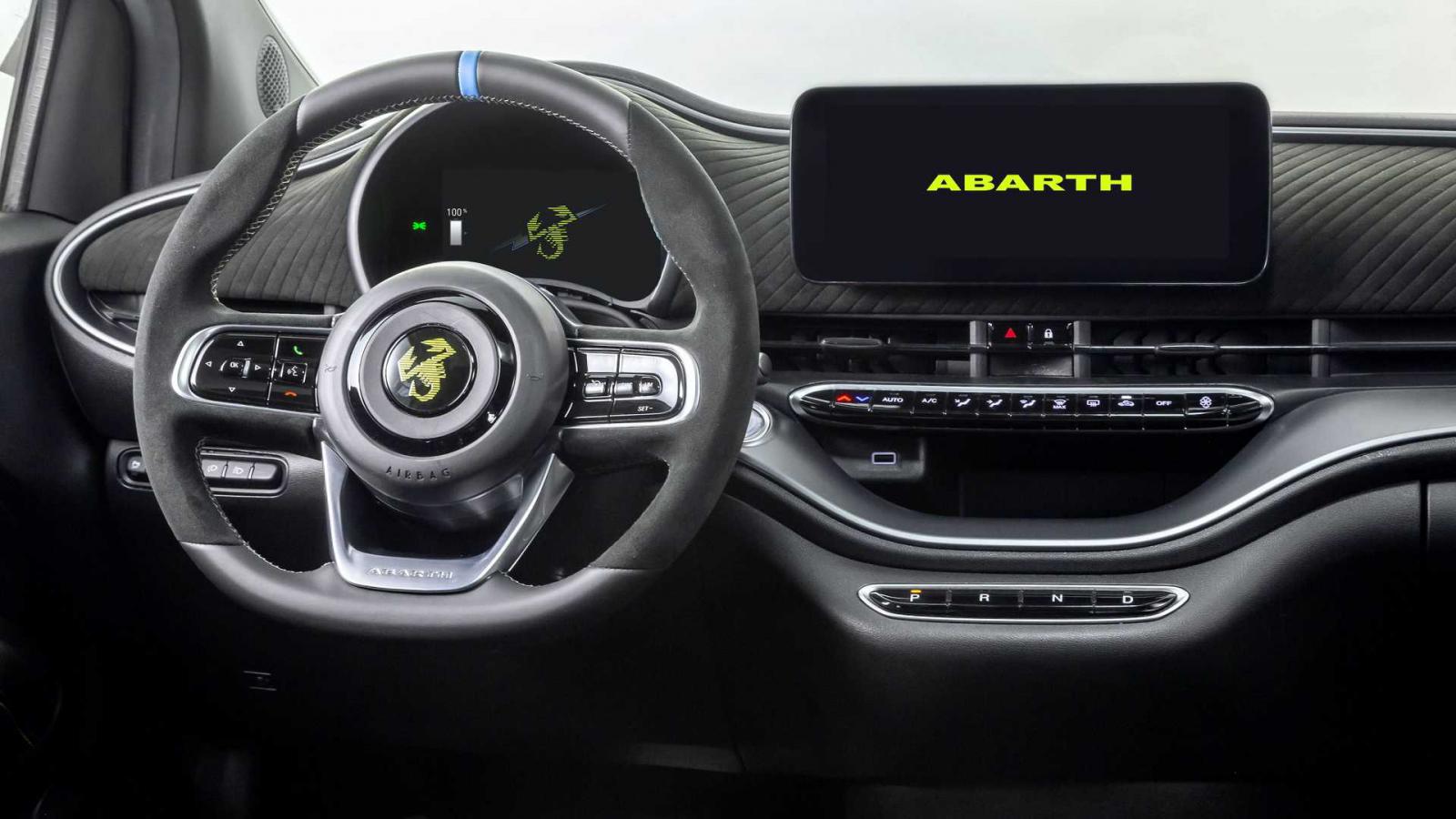 Πρεμιέρα για το ηλεκτρικό Abarth 500e με 155 ίππους και ψεύτικο ήχο